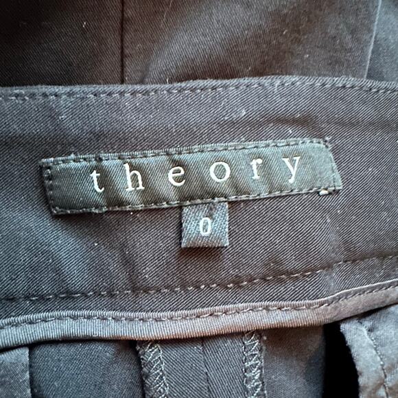 Theory black pencil skirt size 0 - Picture 4 of 8